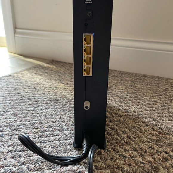 Arris Surfboard DG2470A Wireless modem gateway - Picture 4 of 4